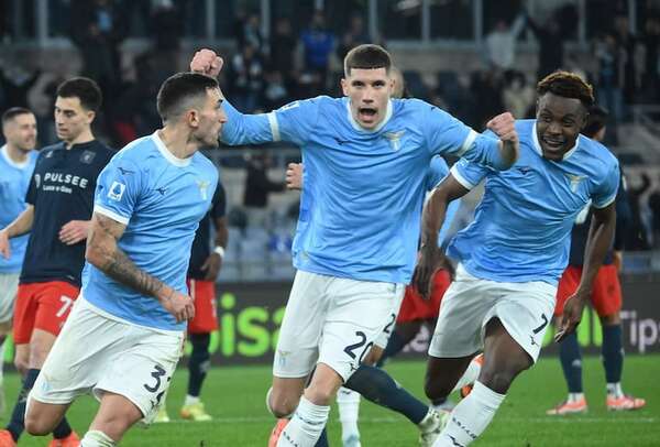 Lazio gana con el último aliento - Fútbol Internacional - ABC Color