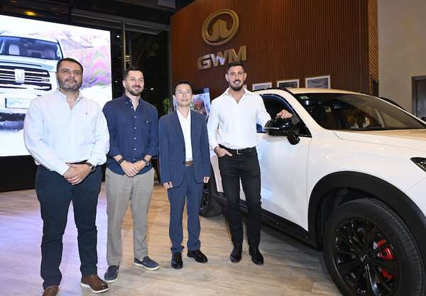 Santa Rosa inaugura el primer GWM Elite Showroom fuera de China - Empresariales - ABC Color