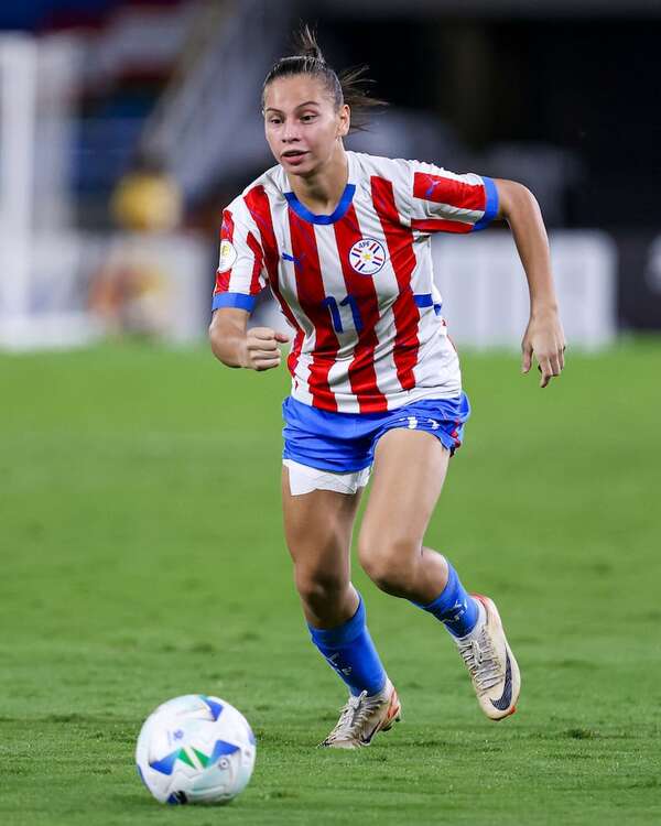 Claudia Martínez encabeza la lista de  Paraguay para el Sudamericano Sub 20 - Selección Paraguaya - ABC Color