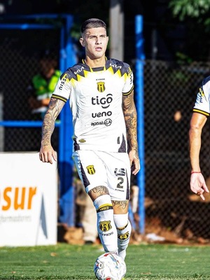 Imanol Segovia: Debut en Guaraní y análisis del fútbol