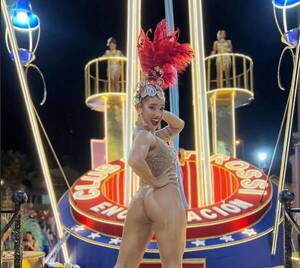 “Amo mi cuerpo, sin cirugía” he’i la bailarina Adri Sanguina