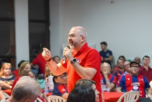 Crisis en Cerro: Berni denuncia deuda millonaria al plantel