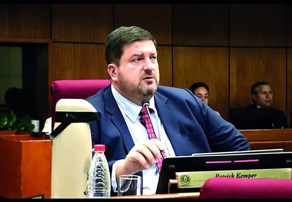 Honor Colorado niega quiebre por candidatura en Asunción