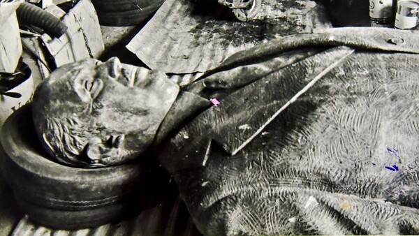 Stroessner: Volver, que 37 años no son nada