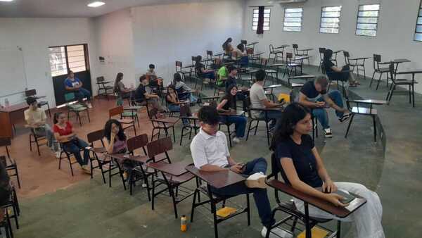 Casi 400 jóvenes rinden hoy por las Becas Paraguay en San Juan Bautista
