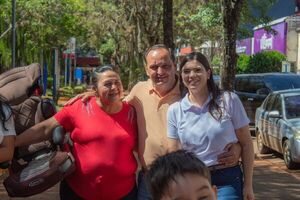 Seguridad que salva vidas: Entregan más de 100 sillas para bebés en Encarnación