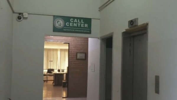 Call center de IPS vacío un sábado: ¿Dónde están los operadores?