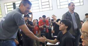 Diario HOY | Peña alienta a más de 18.000 jóvenes que rinden por becas