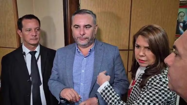 Senador pide sesión extra al PLRA para  que se pronuncié sobre la reforma de la Caja Fiscal