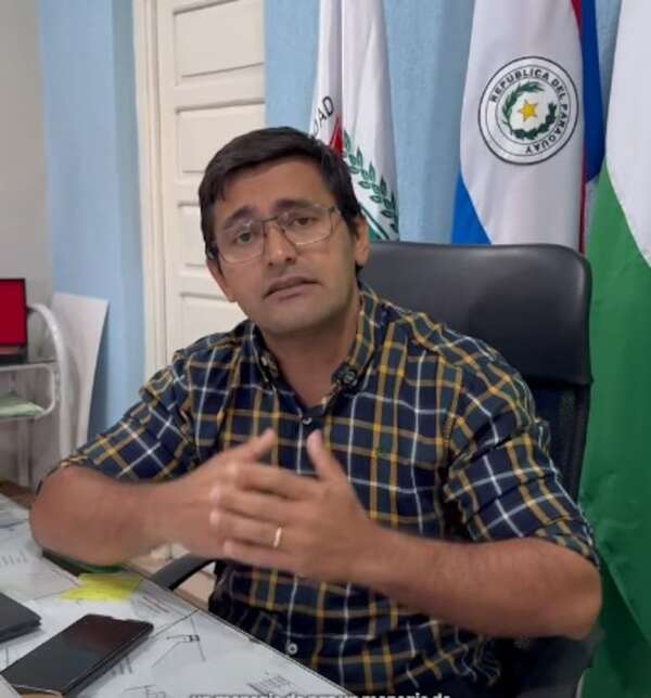 AUDIO: “Santiago Peña no puede seguir con esa capa de operador político y debería abocarse a gobernar”, dice intendente de Caaguazú - No tiene nombre - ABC Color