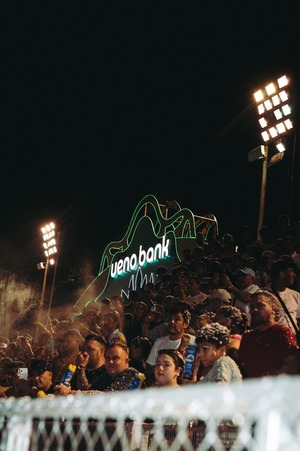 Carnaval Encarnaceno reúne a multitudes por fin de semana con acompañamiento de ueno bank