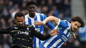 Brighton extraña a Diego Gómez y empata con Everton