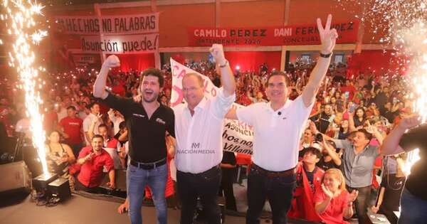 La Nación / Camilo posiciona su imagen ante la dirigencia de base colorada