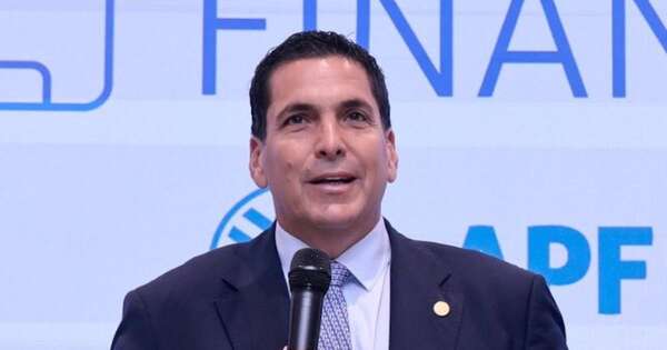 La Nación / Harrison felicitó al titular electo