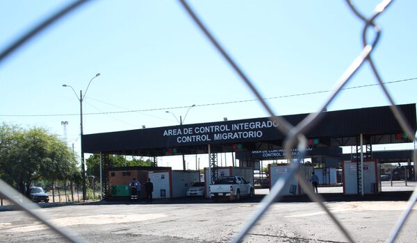 Autoridades de Paraguay y Argentina implementan segundo control migratorio unificado