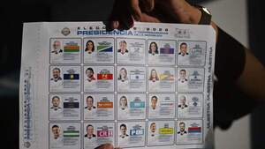 Costa Rica vota a la sombra del narcotráfico y alerta de dictadura