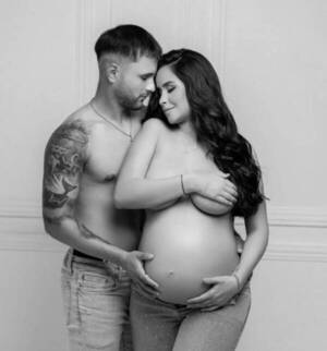 Metió el gol pya’e pya’e y fue a recibir a su hija