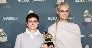 La Nación / Los argentinos Ca7riel & Paco Amoroso lograron su primer Grammy