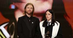 La Nación / “Wildflower” de Billie Eilish sorprendió como la Canción del año en los Grammy