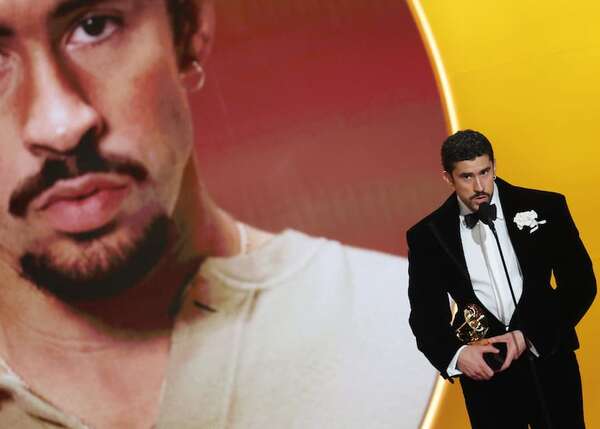 Bad Bunny hace historia en los Grammy - Música - ABC Color