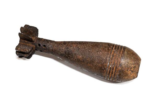 Un hombre acude a urgencias en Francia con un obús en el recto - Mundo - ABC Color