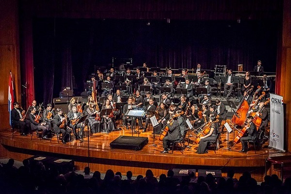 Serenata a la Democracia frente al Panteón de los Héroes - Portal Digital Cáritas Universidad Católica