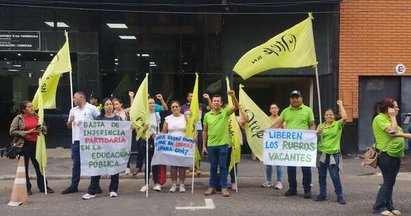 Diario HOY | Docentes protestan tras dificultades para concursar por colapso de plataforma