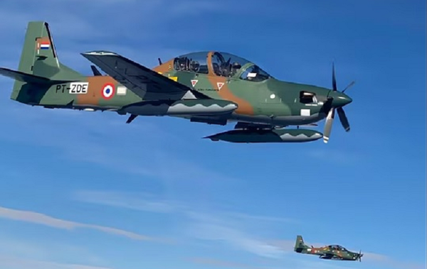 Radares detectan cuatro narcoavionetas, según Comandante - Noticiero Paraguay