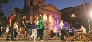 Esta noche se realiza la serenata a la democracia - ADN Digital