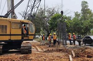 Construyen base del viaducto Corredor Vial Las Residentas •