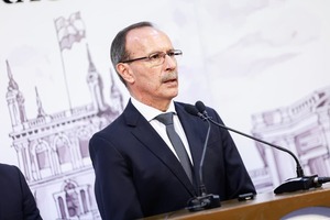 «No es cuestión avistar un avión y derribarlo, no forma parte de la operación»