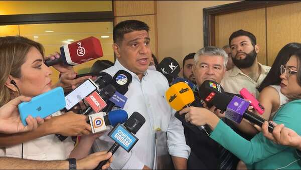 Diputado advierte que la reforma de la Caja Fiscal no será aprobada sin cambios - Política - ABC Color