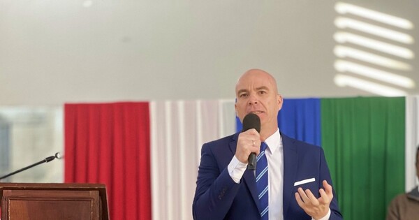 Los colorados desatan una ofensiva contra Lichi Rodríguez para frenar su campaña presidencial