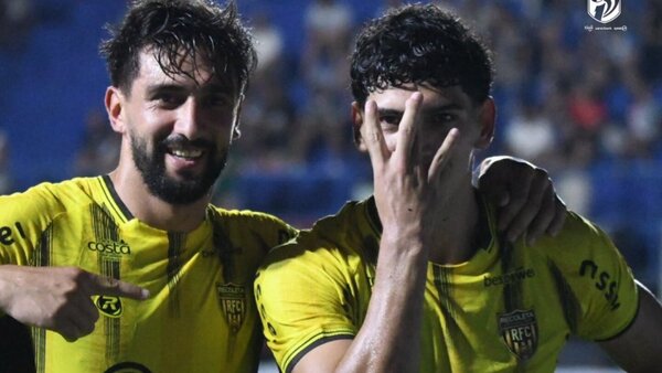 Recoleta lo da vuelta y festeja por primera vez en el Apertura