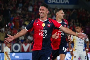 Triunfo del Ciclón en el cierre del capítulo tres