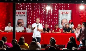 Hugo Ramírez: "La democracia corre riesgo en Paraguay"