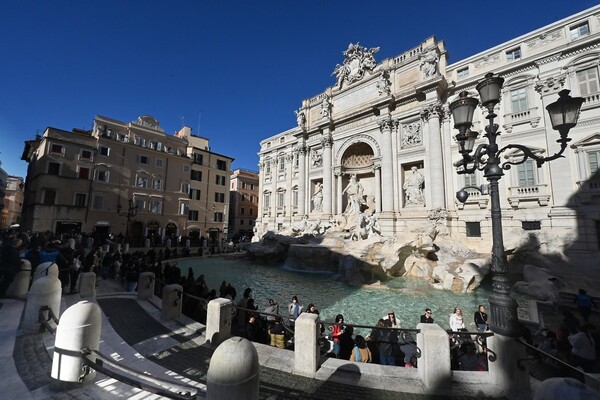 Roma empieza a cobrar a los turistas el acceso a la Fontana de Trevi
