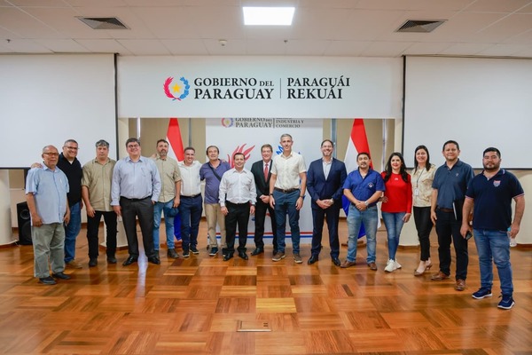 Acuerdan instalar mesa técnica para aplicar tarifas preferenciales a industrias electrointensivas