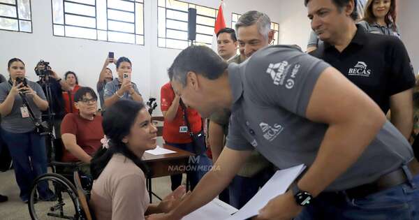 Diario HOY | Becas: más de 7.800 jóvenes superan examen y avanzan a siguiente etapa