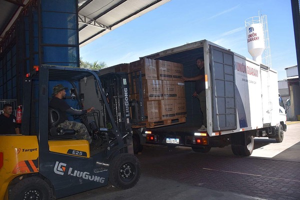 MEC ya distribuyó casi 700.000 kits escolares en diversas regiones del país