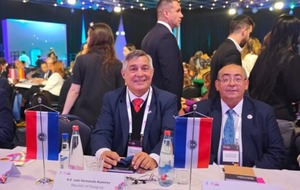 Ministro de Educación participó en conferencia sobre aprendizaje personalizado con IA en Israel