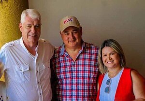 Disidencia Colorada proclama a Nilda Venialgo como candidata a la Intendencia de Hernandarias | DIARIO PRIMERA PLANA