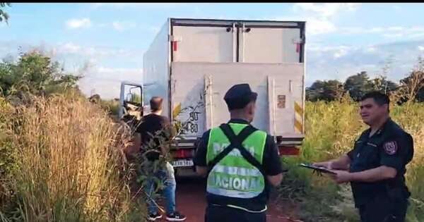 La Nación / Alto Paraná: roban camión con cuatro cajas de medicamentos para adelgazar