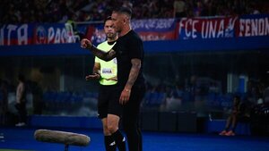 Lucas Barrios apunta al arbitraje