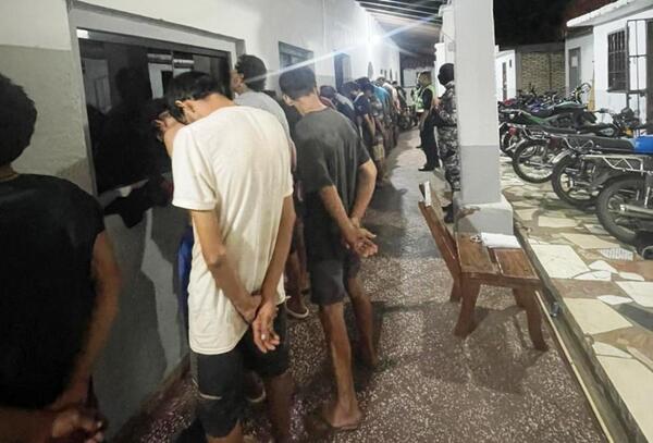 Ocho detenidos en operativo contra inseguridad •