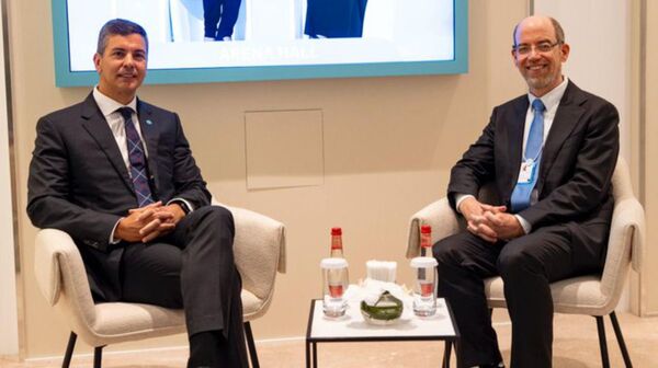 Paraguay apunta a la economía digital tras reunión de Peña con alto directivo de Google