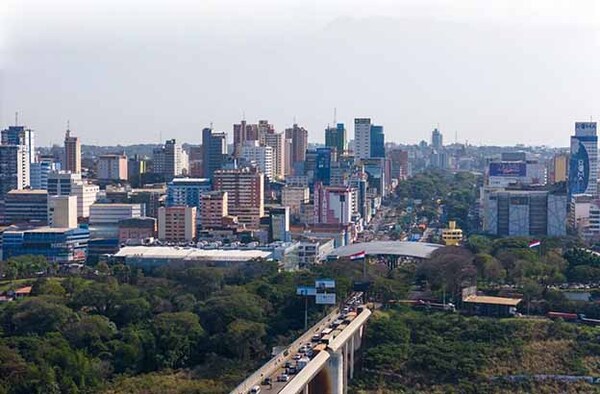 Ciudad del Este a los 69 años: El desafío de pasar del crecimiento al desarrollo | DIARIO PRIMERA PLANA