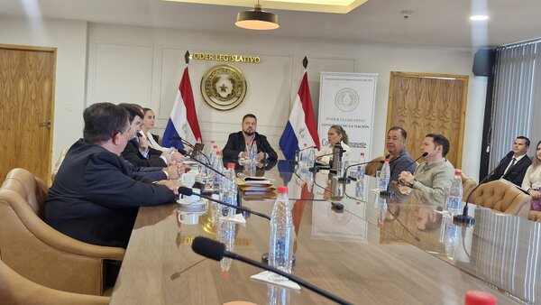 Comisión Permanente se reúne con CONACOM: "Hay abusos de frigoríficos", dice senador