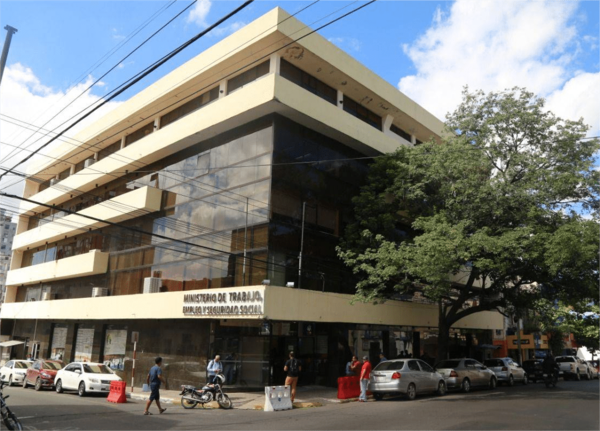 El MTESS reporta casi 280 denuncias por falta de pago del aguinaldo 2025 durante enero - La Tribuna