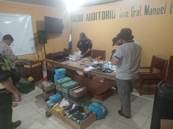 Revelan más hallazgos en cárceles de Minga Guazú y PJC - Policiales - ABC Color